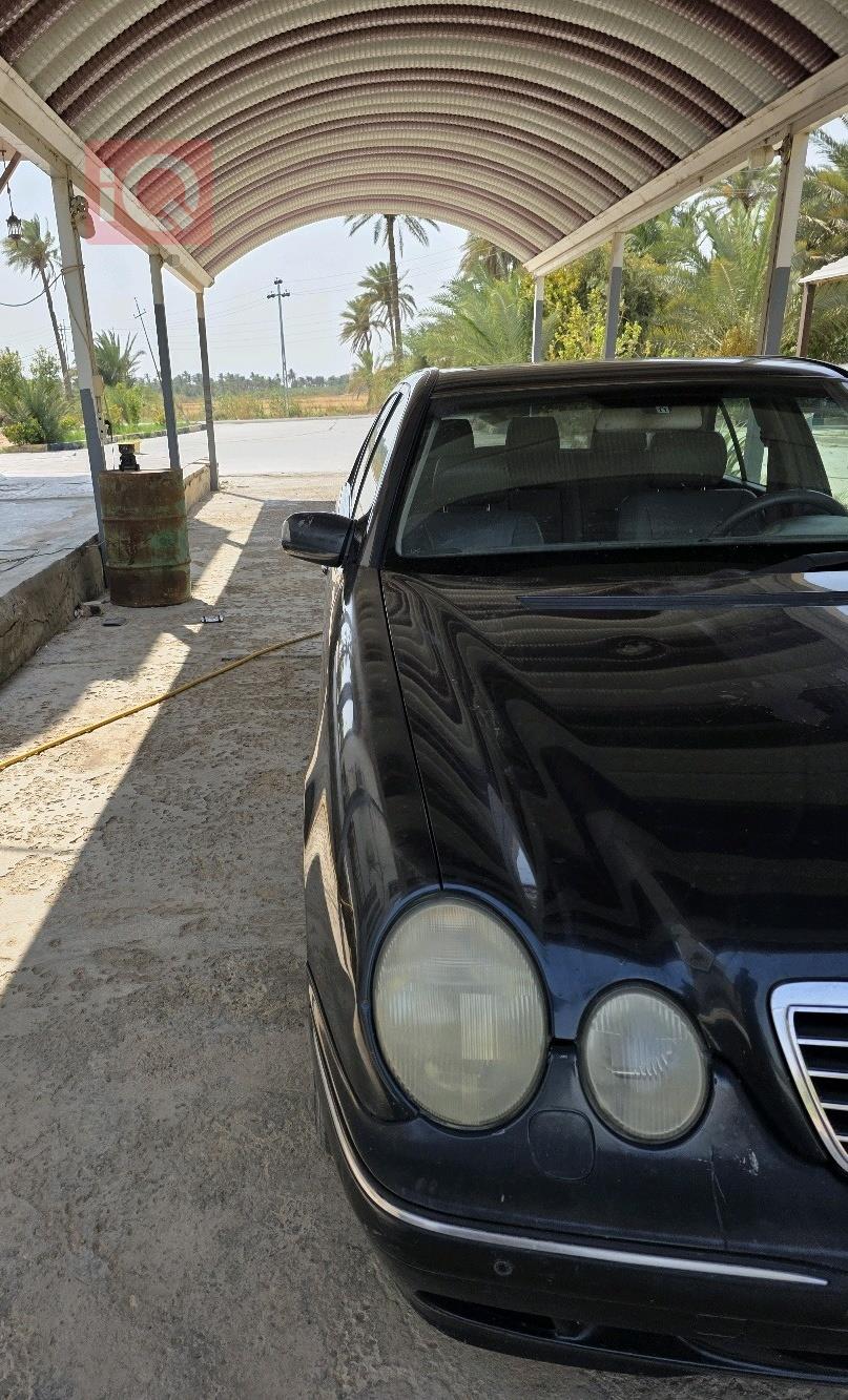 مرسيدس بنز E-Class